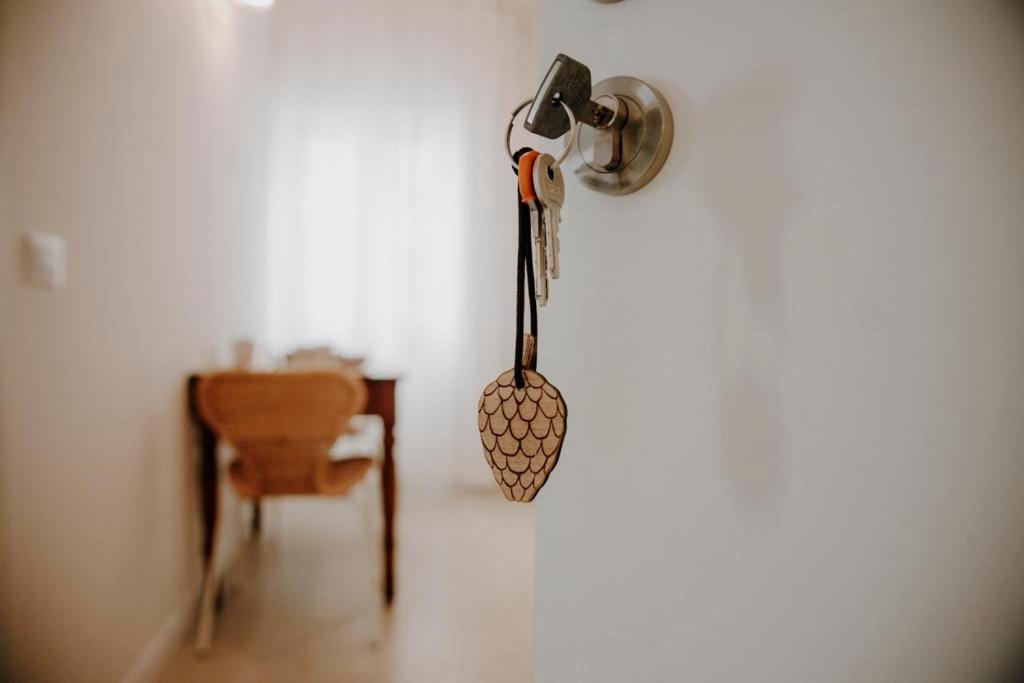 Petrarca17 Guest House A Due Passi Dal Mare テッラチーナ エクステリア 写真