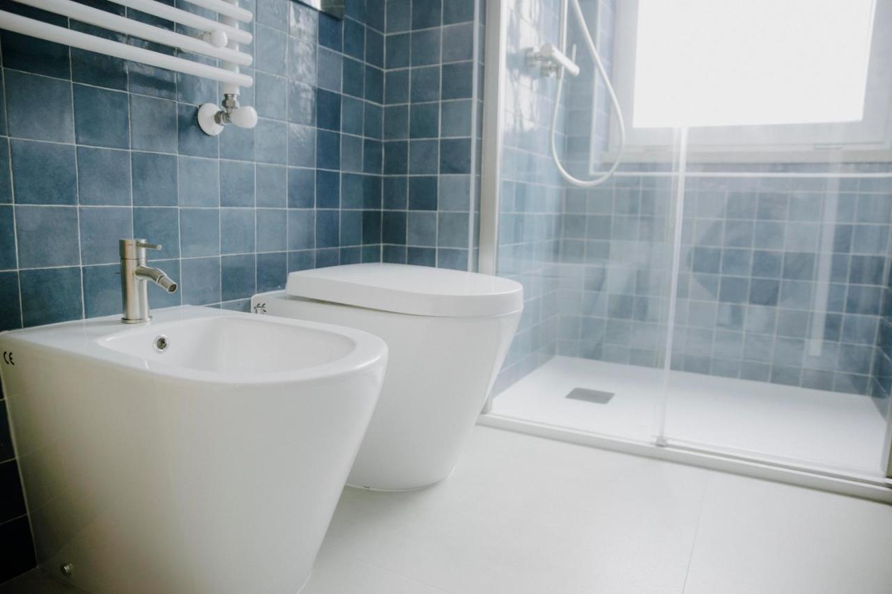 Petrarca17 Guest House A Due Passi Dal Mare テッラチーナ エクステリア 写真